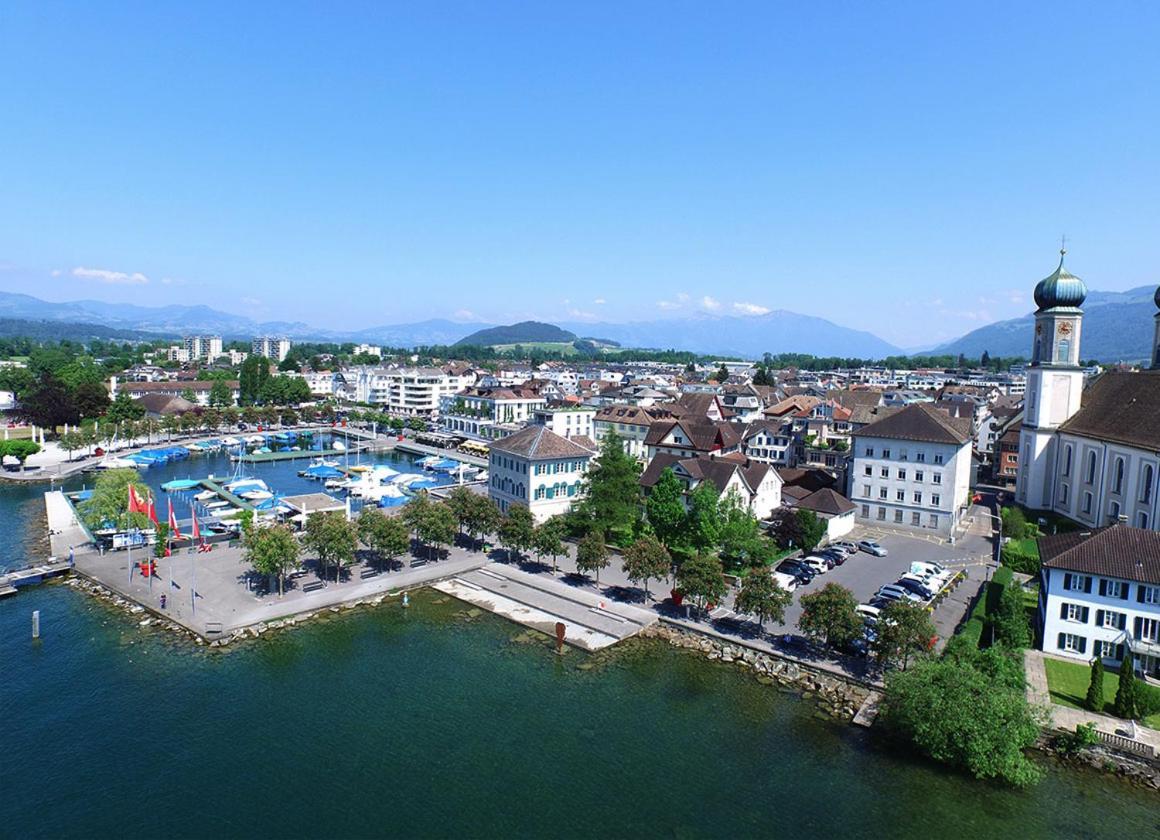 Dorf Hotel "Zuhause In Lachen" Bagian luar foto